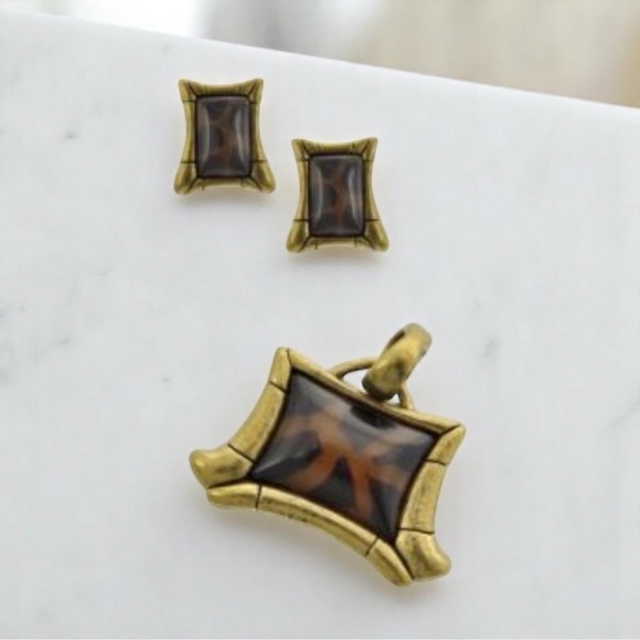 Paulus Tortoise Shell Pendant & Earrings Set NWT Gold-Tone - Picture 1 of 2